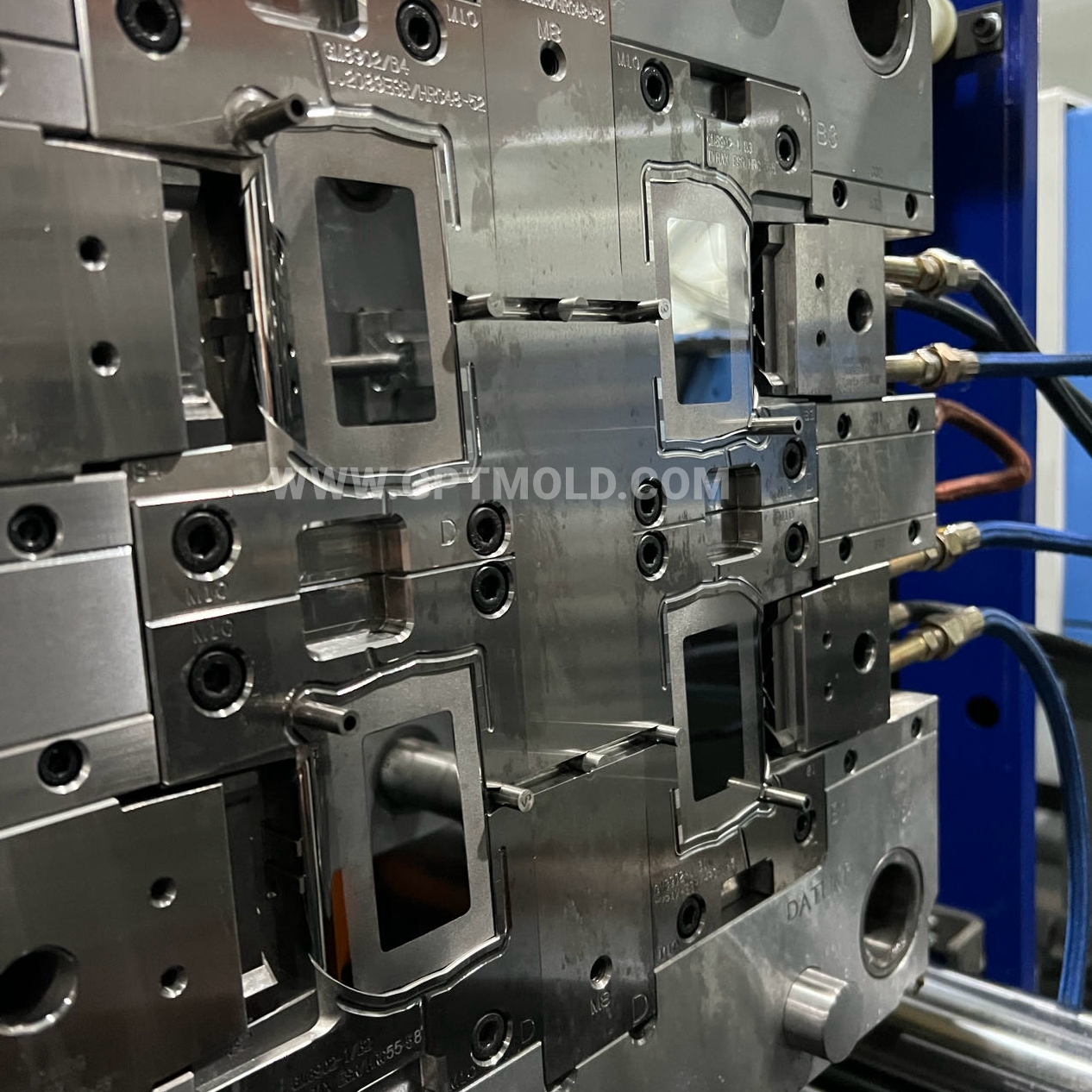Auto Lens Mold
